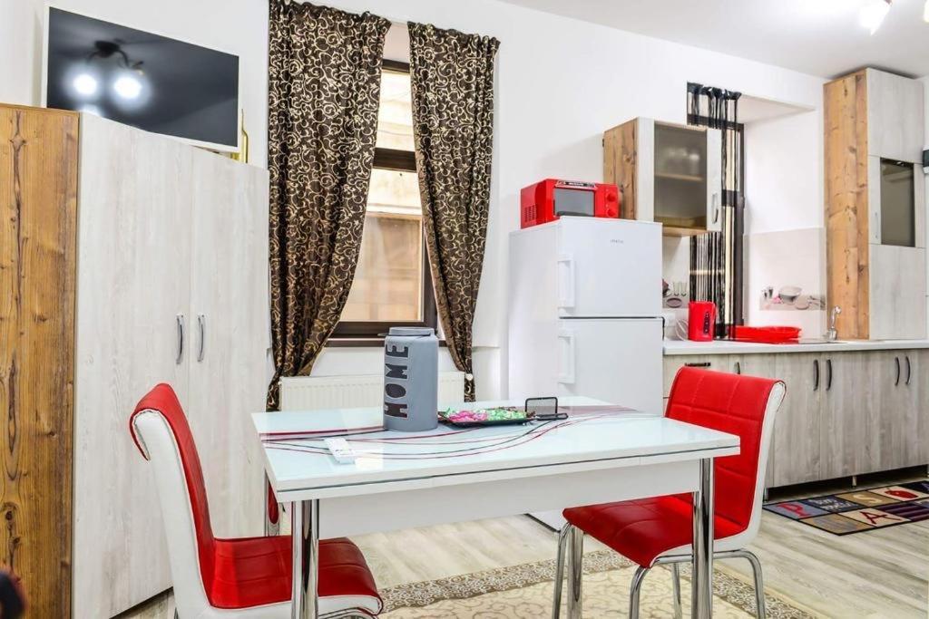 Mary Apartment Old Town Brašov Exteriér fotografie
